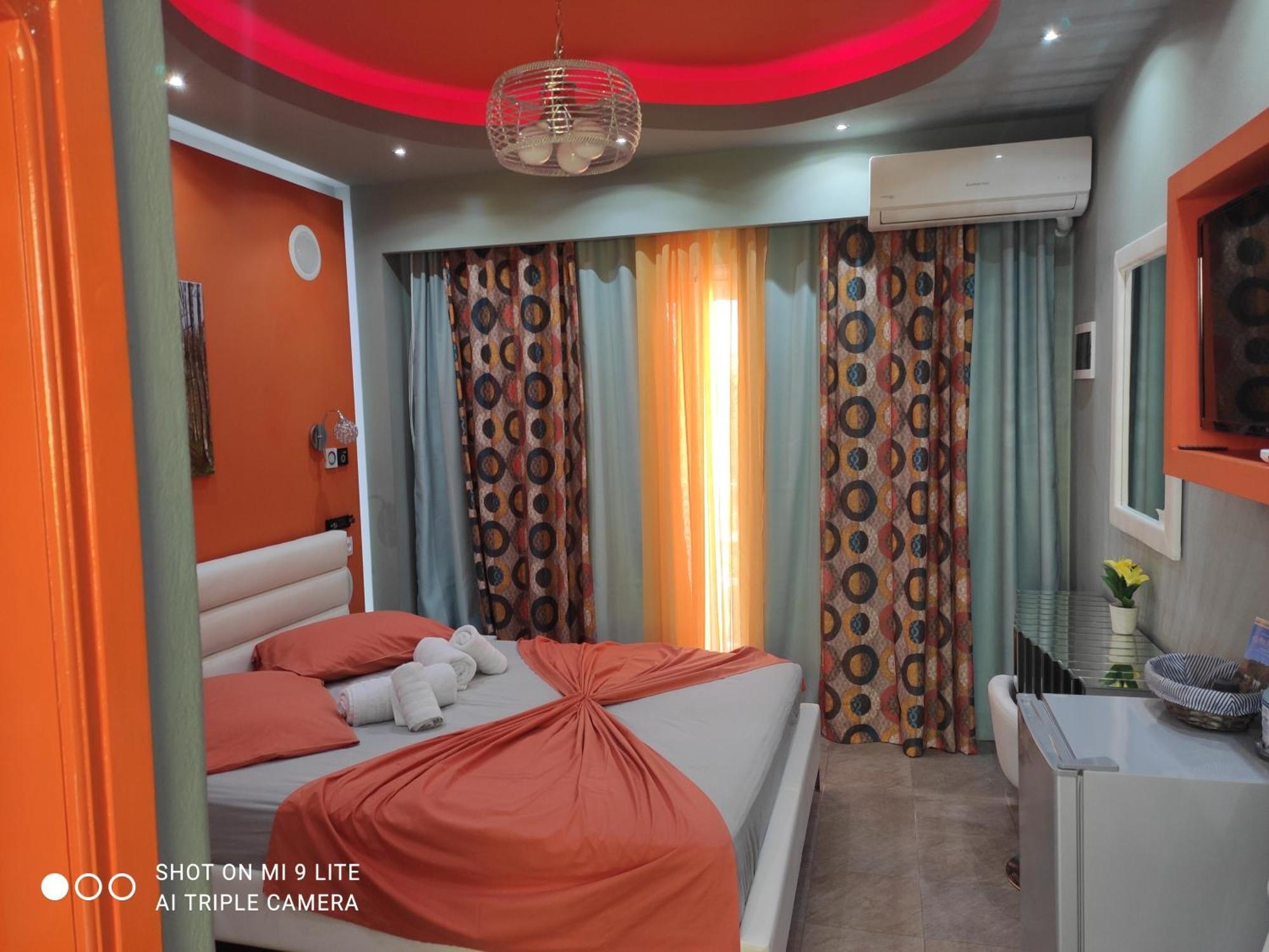 Guesthouse Zografia วราสนา ภายนอก รูปภาพ