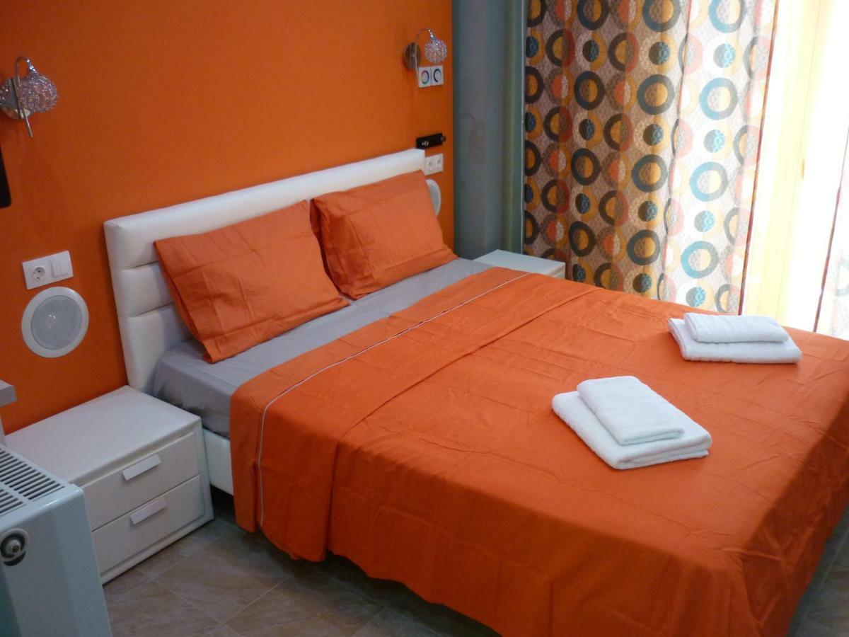 Guesthouse Zografia วราสนา ภายนอก รูปภาพ